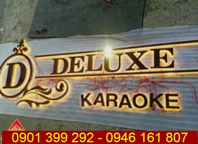 Gia công chữ inox vàng hắt sáng chân Deluxe Karaoke