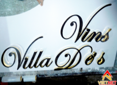 Mẫu gia công chữ inox cho thương hiệu Villa Des Vins