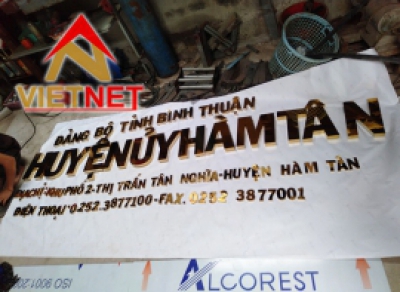 Bộ chữ nổi inox vàng huyện ủy Hàm Tân tỉnh Bình Thuận