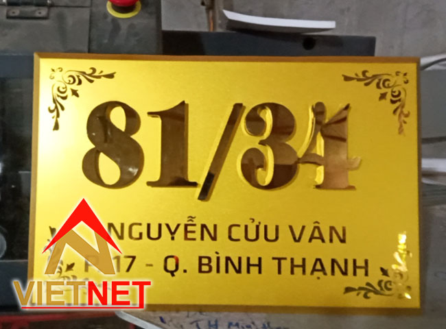Bảng số nhà inox ăn mòn sơn vàng đường Nguyễn Cửu Vân Bình Thạnh