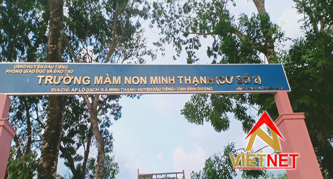 Mẫu bảng hiệu chữ nổi inox vàng cho trường mầm non Minh Thạnh cơ sở 2