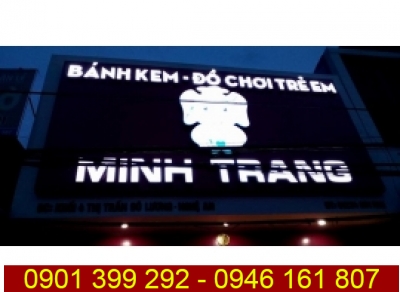 Bảng hiệu quảng cáo bánh kem Minh Trang