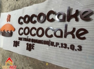 Chữ inox sơn hấp nhiệt tiệm bánh Coco Cake