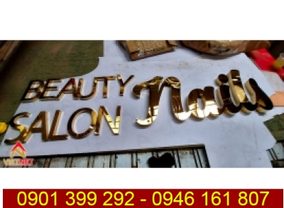 Bảng hiệu tiệm nail chữ inox vàng Salon Beauty Nails