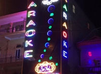6 Mẫu bảng hiệu quảng cáo quán karaoke đẹp