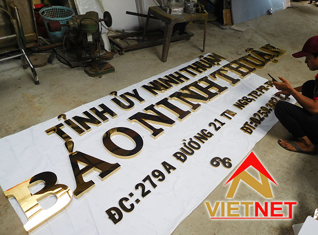 Bộ chữ inox vàng gương cho đơn vị Báo Ninh Thuận