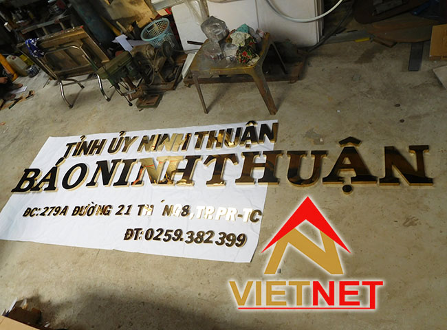 Bộ chữ inox vàng gương cho đơn vị Báo Ninh Thuận