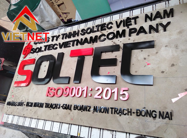 Mẫu chữ inox sơn hấp nhiệt cho công ty SOLTEC
