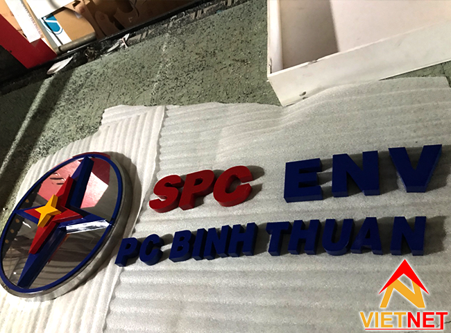 Gia công chữ inox và logo sơn hấp nhiệt cho chi nhánh điện lực EVN SPC Bình Thuận