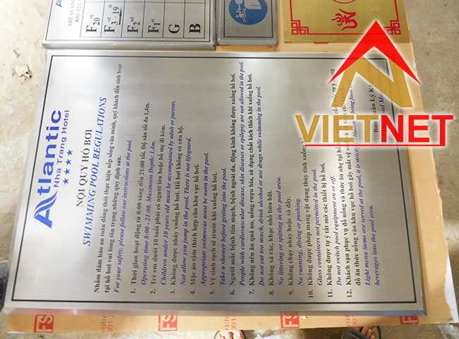 Gia công inox ăn mòn bảng nội quy hồ bơi khách sạn Atlantic Nha Trang